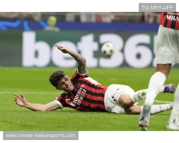 AC米兰从后场发起连续推进，普利希奇节奏变化丰富